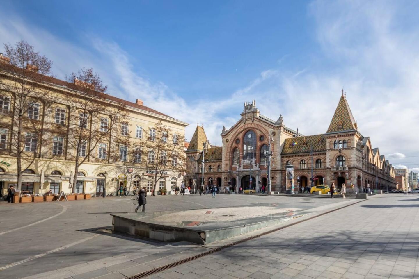 Vamhaz Boulevard Apartments Budapest Exterior foto